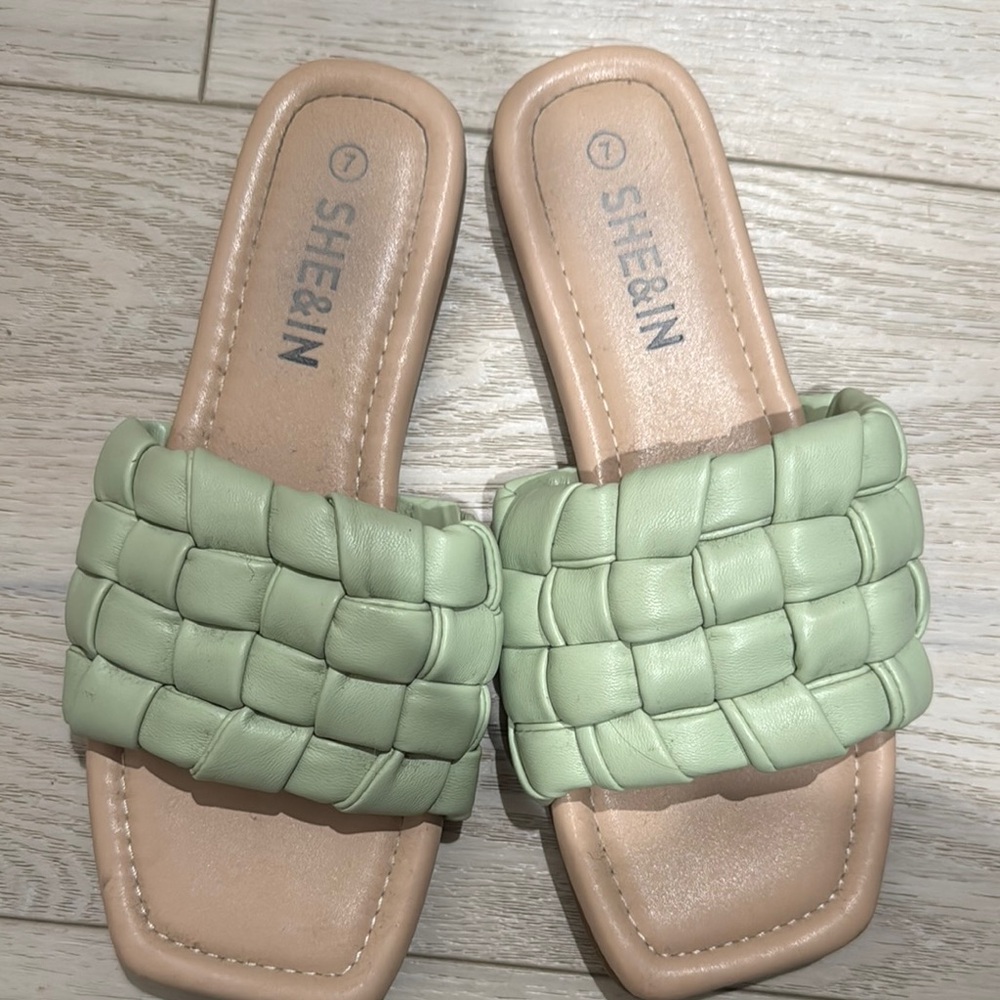 Women's Light Green Woven Slide Sandals